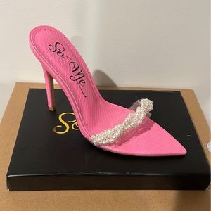 High heel sandals
